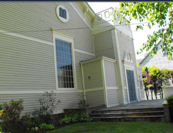 Temple Beth Torah Side View